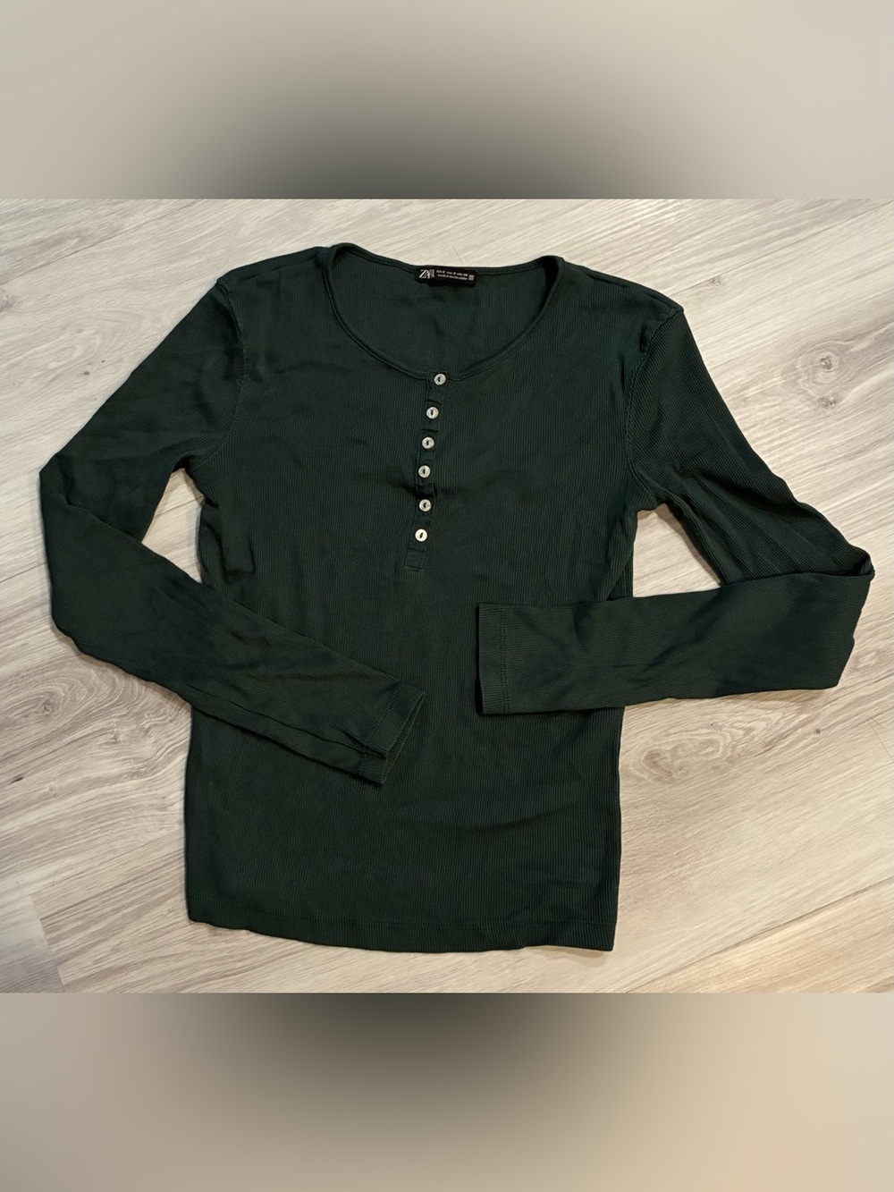 Zara Long Sleeve Henley‎ Top in Dark Green - Women